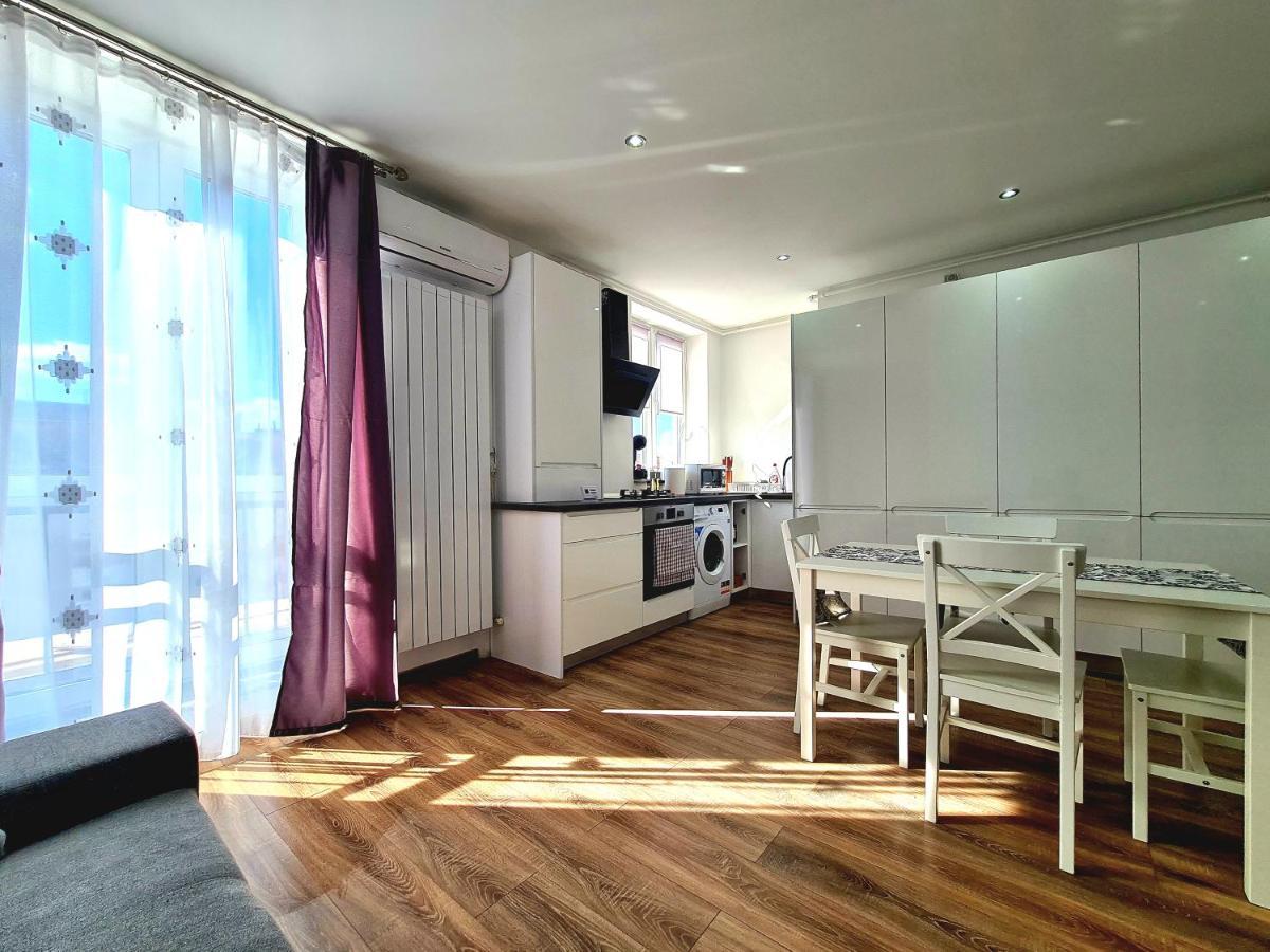 The Best Apartment Хунедоара Екстериор снимка